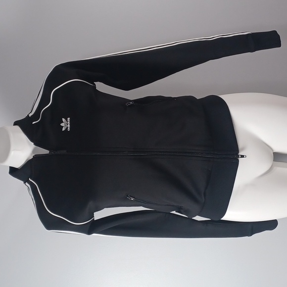 adidas Tops - ADIDAS sweatshirt w/ zipped front closure & zipped pockets. "track top" NWT